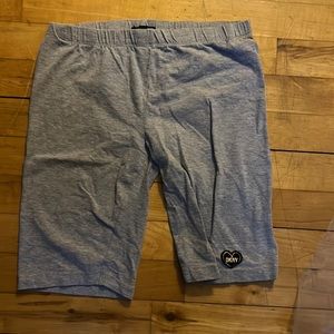 DKNY WOMANS BIKER SHORTS